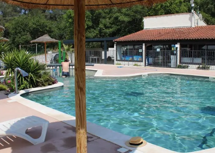 Mobil A - 2 - Api-1-52-732 Кемпинг