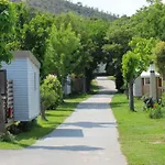 Campingplatz Mobil A - 2 - Api-1-52-732 Bormes-les-Mimosas